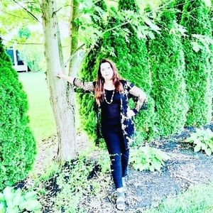 Meet your Posher, Fozia